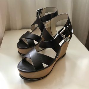 MICHAEL KORS LEATHER HEELS (8.5 US)